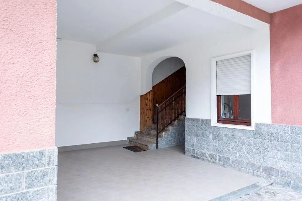 Appartamento La Casa Di Adelina Vicino Mxp E Rho Fiera Busto Arsizio
